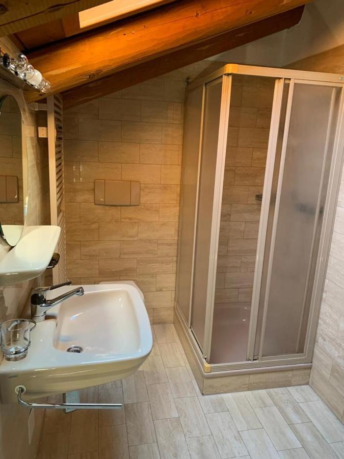 Ferienwohnung Jalet Tschierv Eksteriør billede
