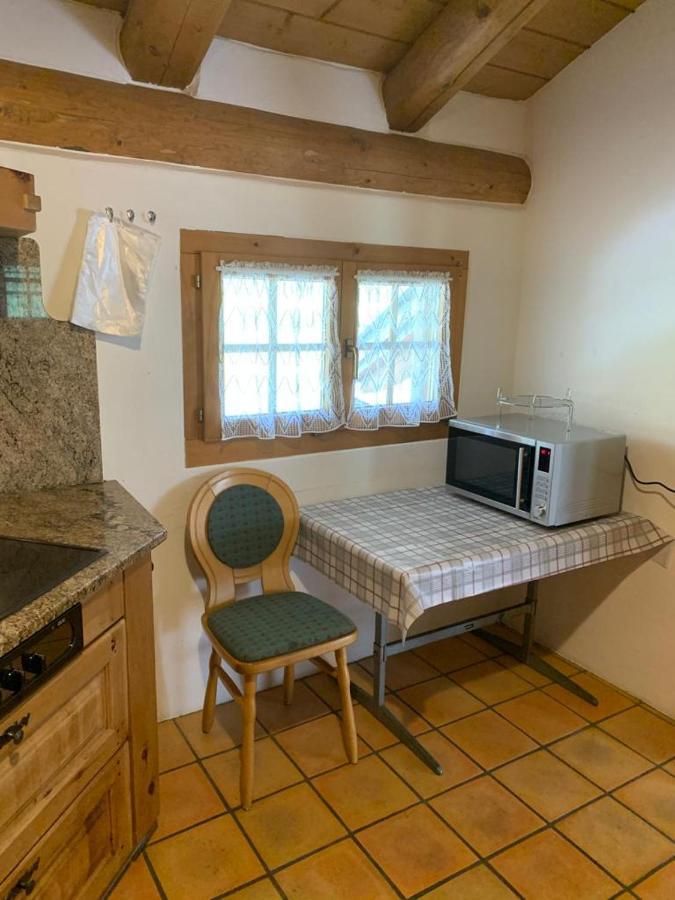 Ferienwohnung Jalet Tschierv Eksteriør billede